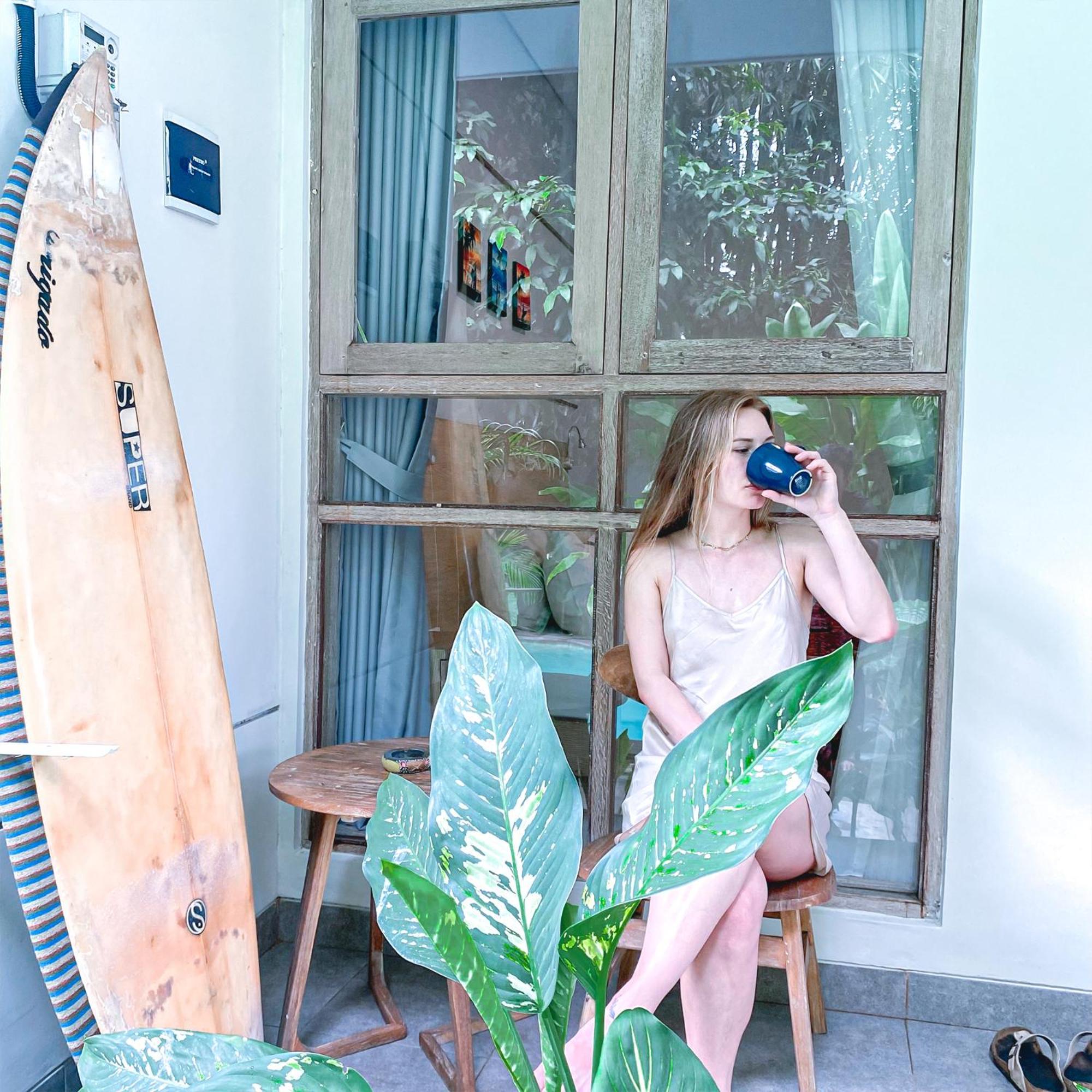 Manuver Surf And Stay Uluwatu Bali Jimbaran Eksteriør billede