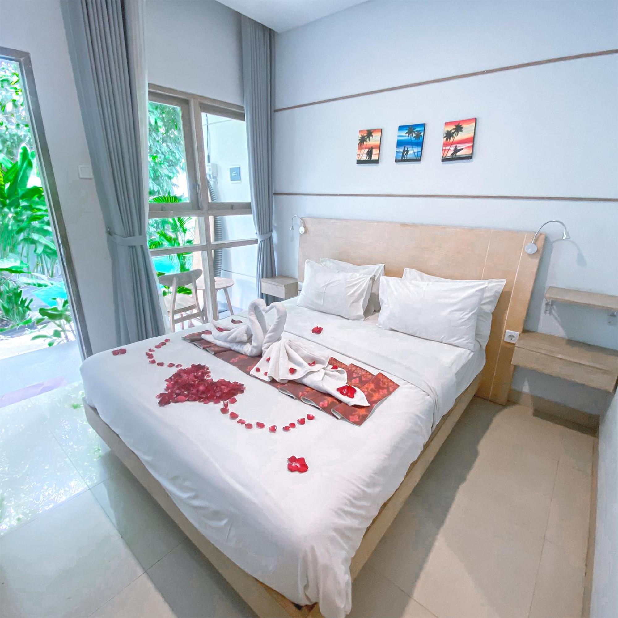 Manuver Surf And Stay Uluwatu Bali Jimbaran Eksteriør billede